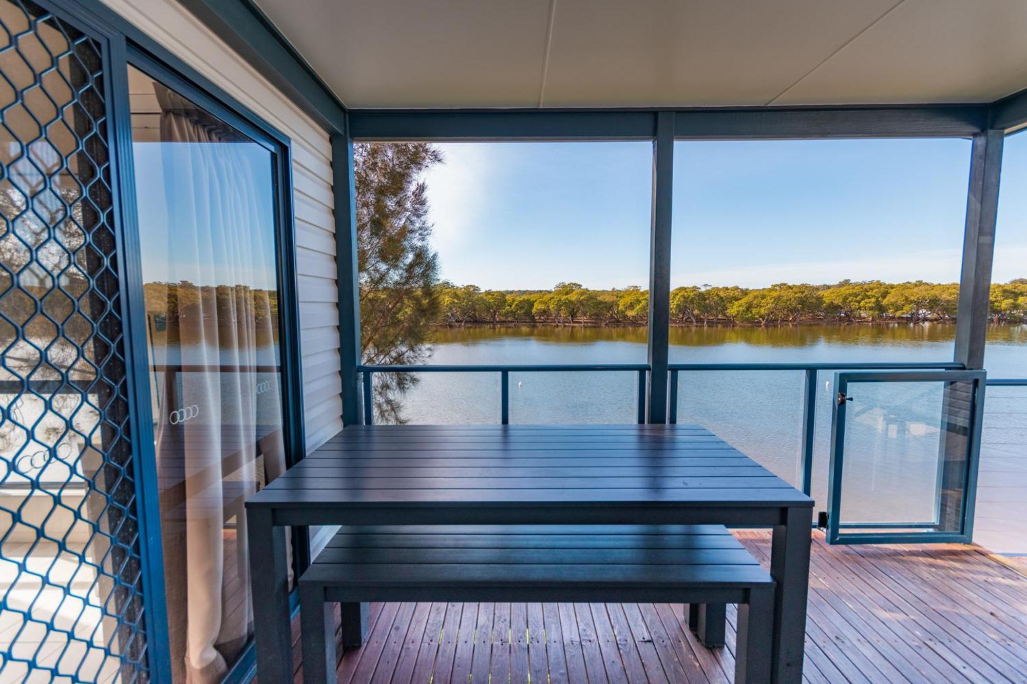 Jervis Bay Holiday Park Хаскиссон Экстерьер фото
